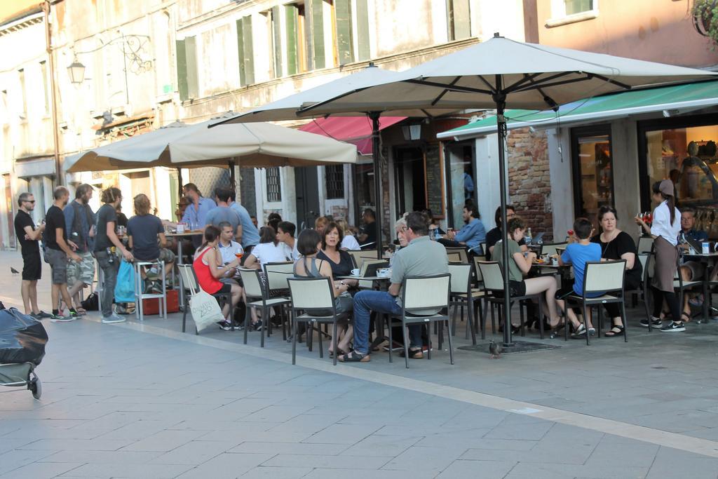 Appartamento Calle Dei Preti Venedig Exterior foto