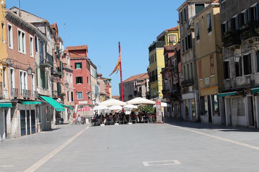 Appartamento Calle Dei Preti Venedig Exterior foto